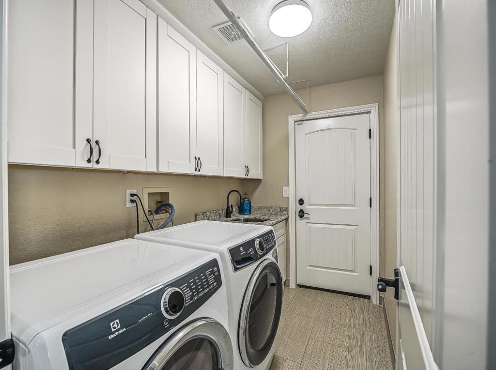 6511 Plainview Court Property Photo 40