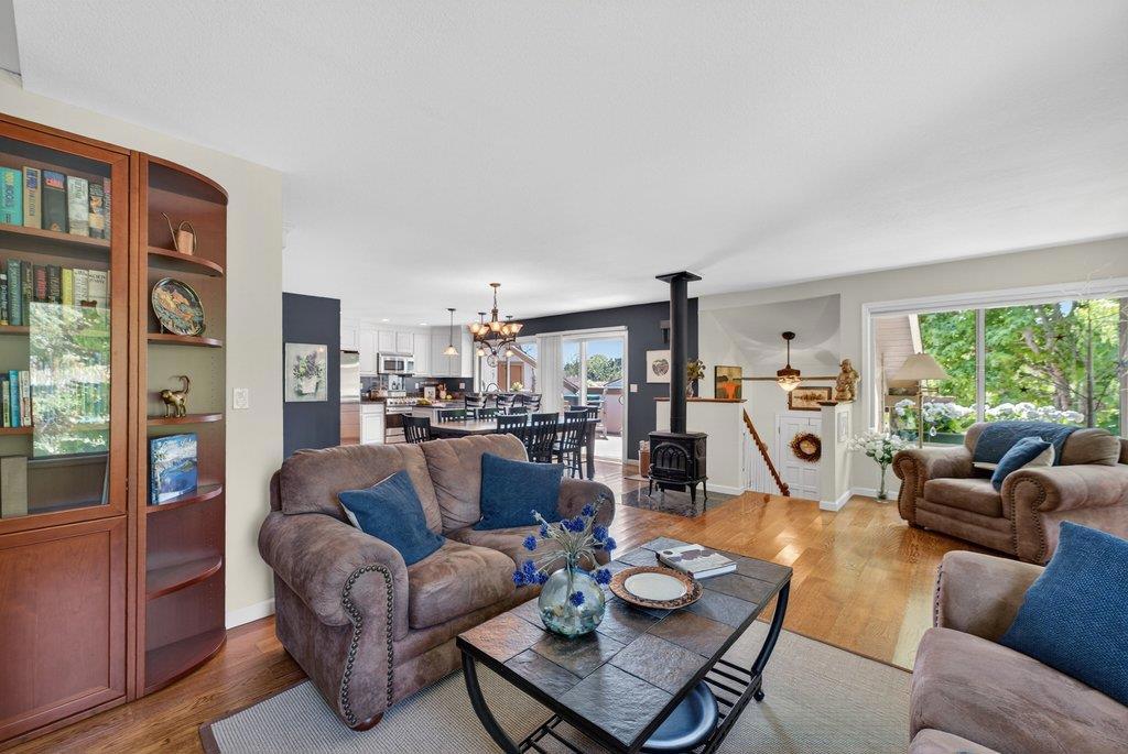 107 Bar Harbor Court Property Photo 8