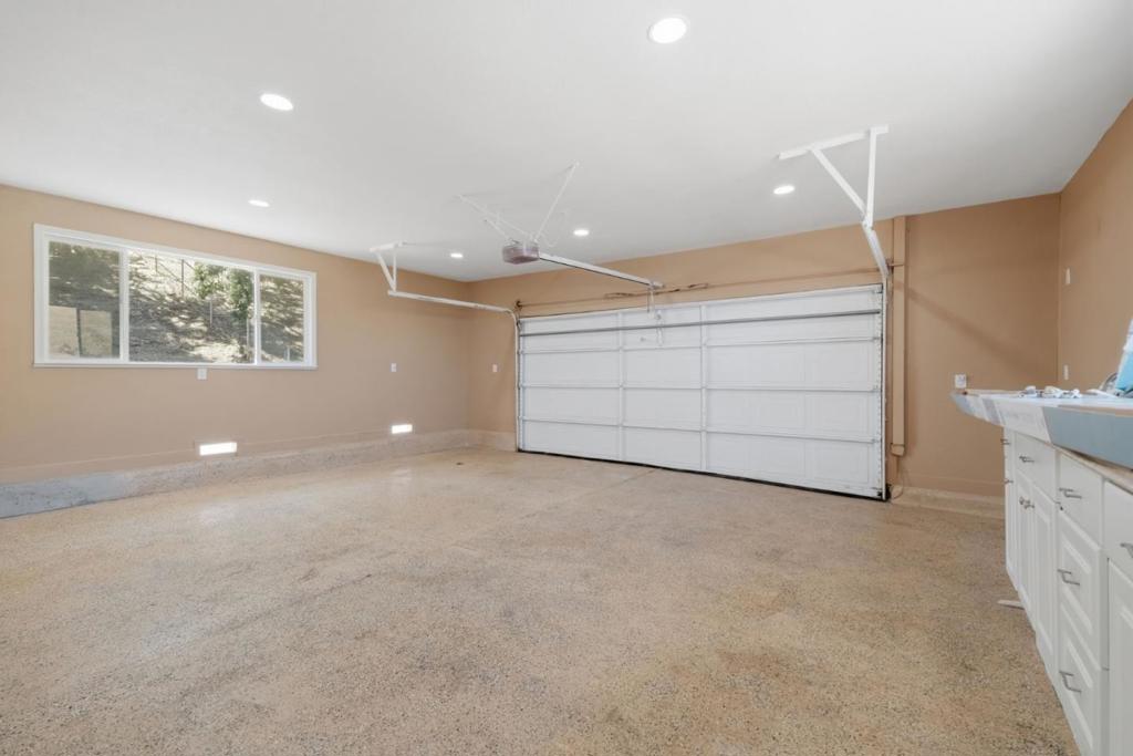 2301 Hess Road Property Photo 33