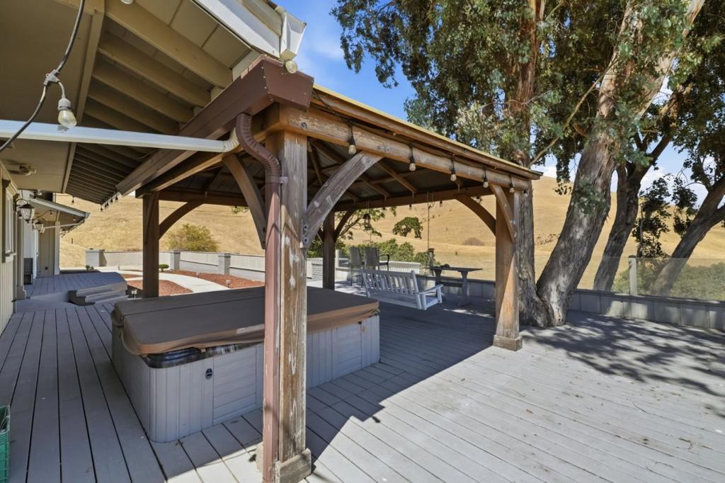 2301 Hess Road Property Photo 60