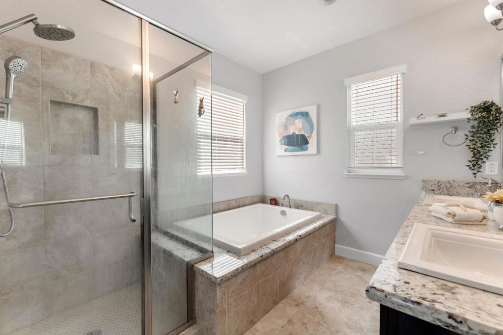 6123 Sunstone Drive Property Photo 18