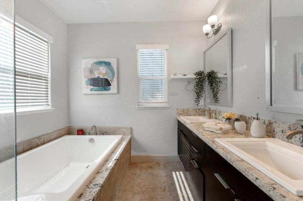 6123 Sunstone Drive Property Photo 20