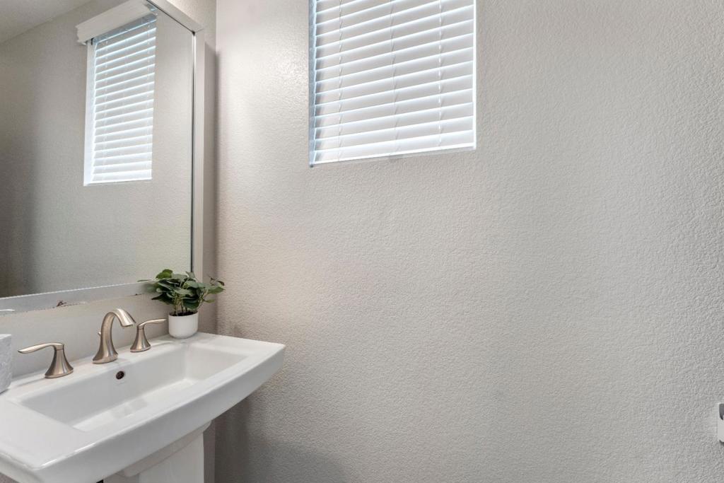 6123 Sunstone Drive Property Photo 38