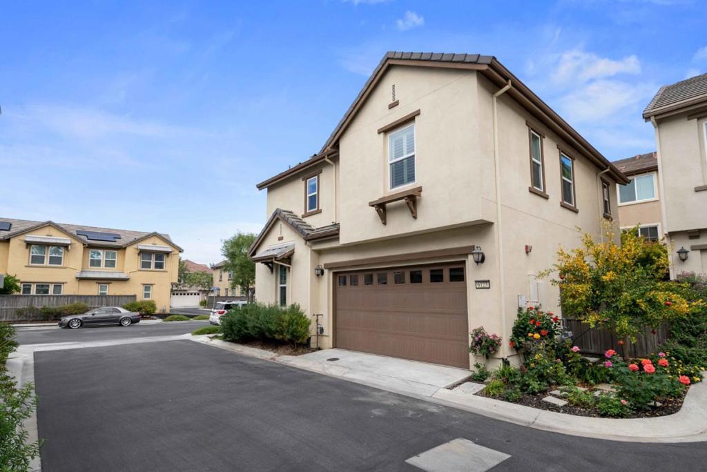 6123 Sunstone Drive Property Photo 85