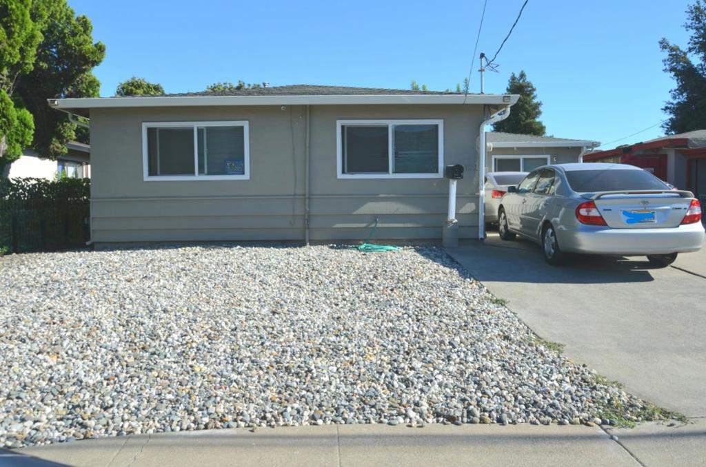 322 E Tregallas Road Property Photo 2