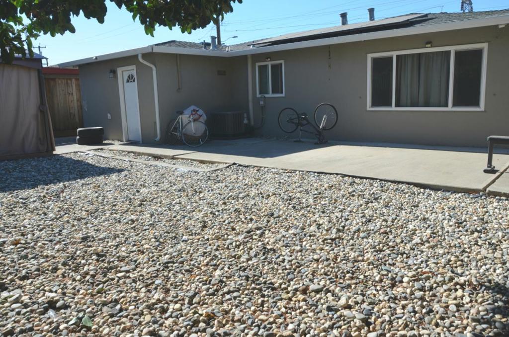 322 E Tregallas Road Property Photo 11