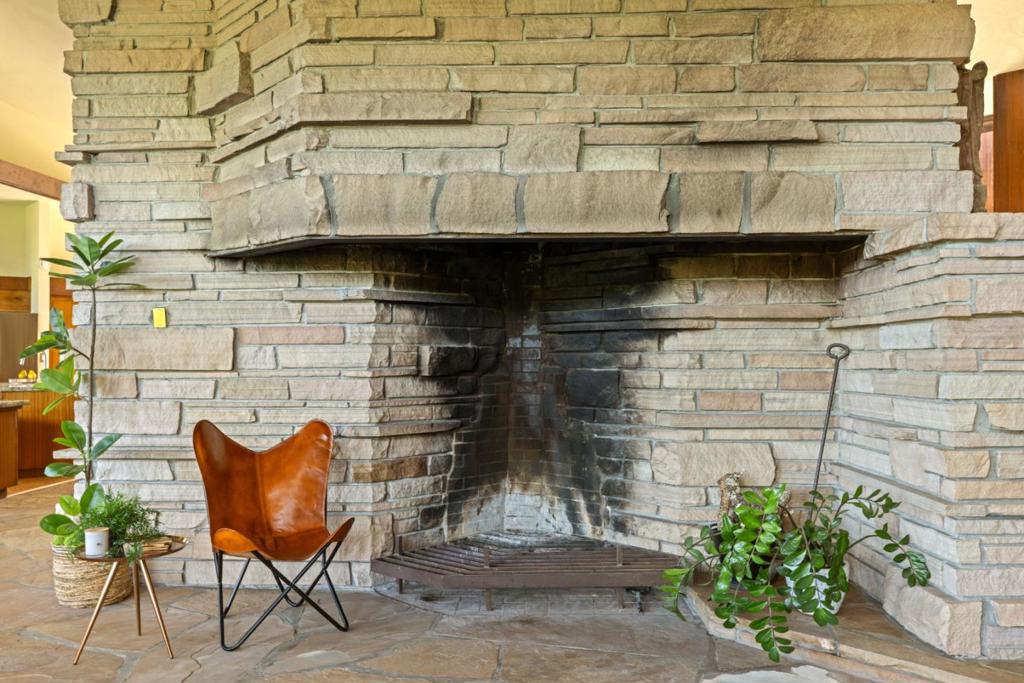 999 N Rodeo Gulch Road Property Photo 12