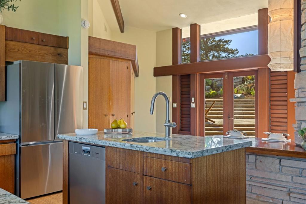 999 N Rodeo Gulch Road Property Photo 15