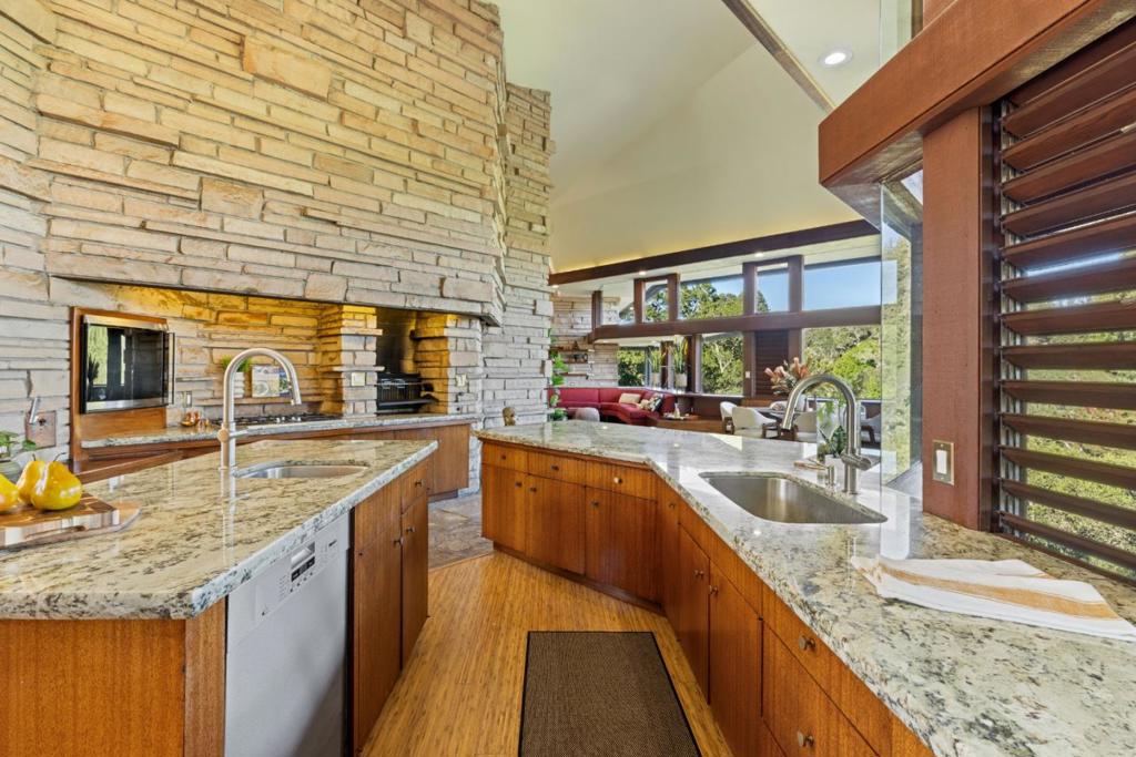 999 N Rodeo Gulch Road Property Photo 16