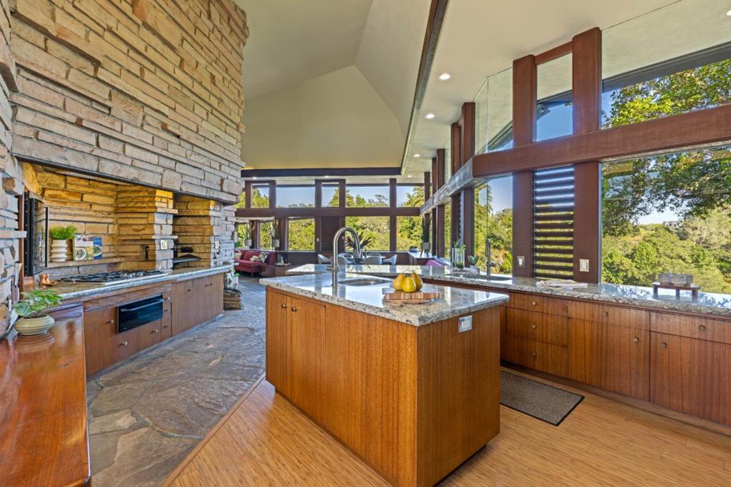 999 N Rodeo Gulch Road Property Photo 20