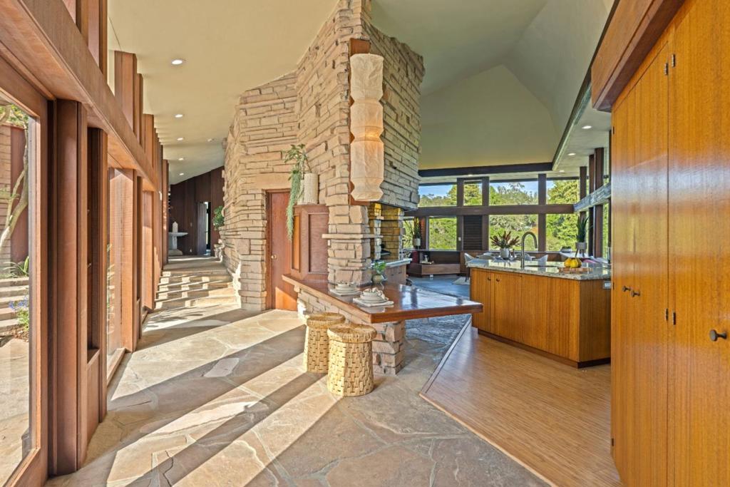 999 N Rodeo Gulch Road Property Photo 23