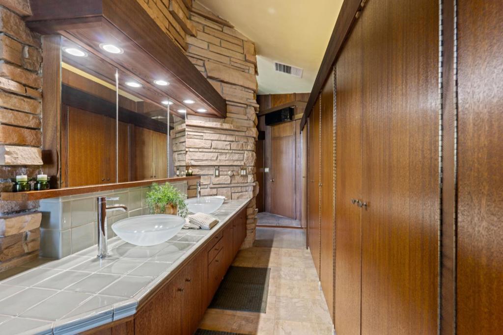 999 N Rodeo Gulch Road Property Photo 32