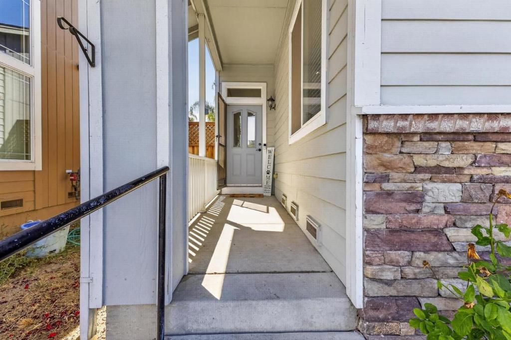 8039 Leno Drive Property Photo 11