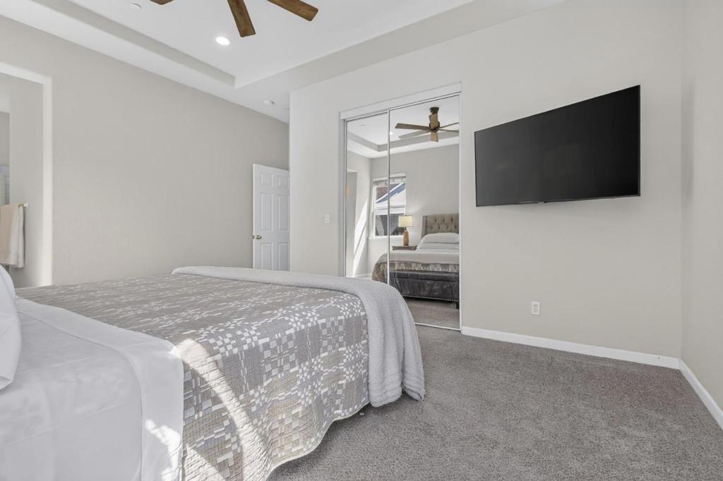 8039 Leno Drive Property Photo 24