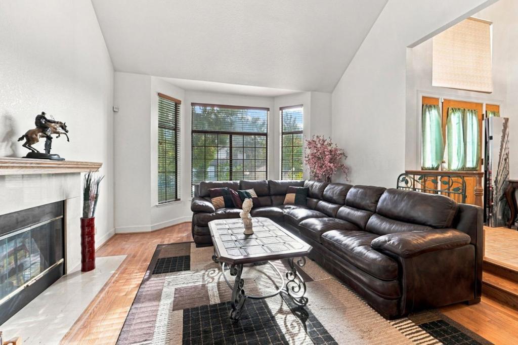 17520 Serene Drive Property Photo 17