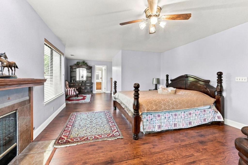 17520 Serene Drive Property Photo 41