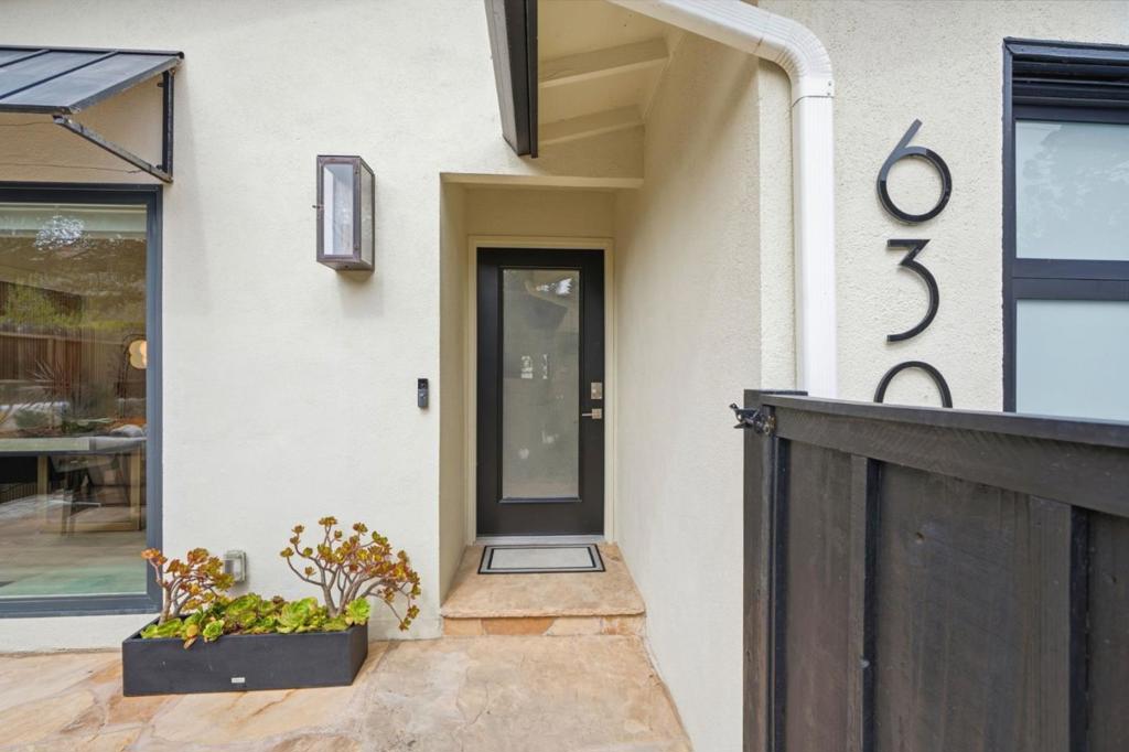 630 Terry Street Property Photo 4