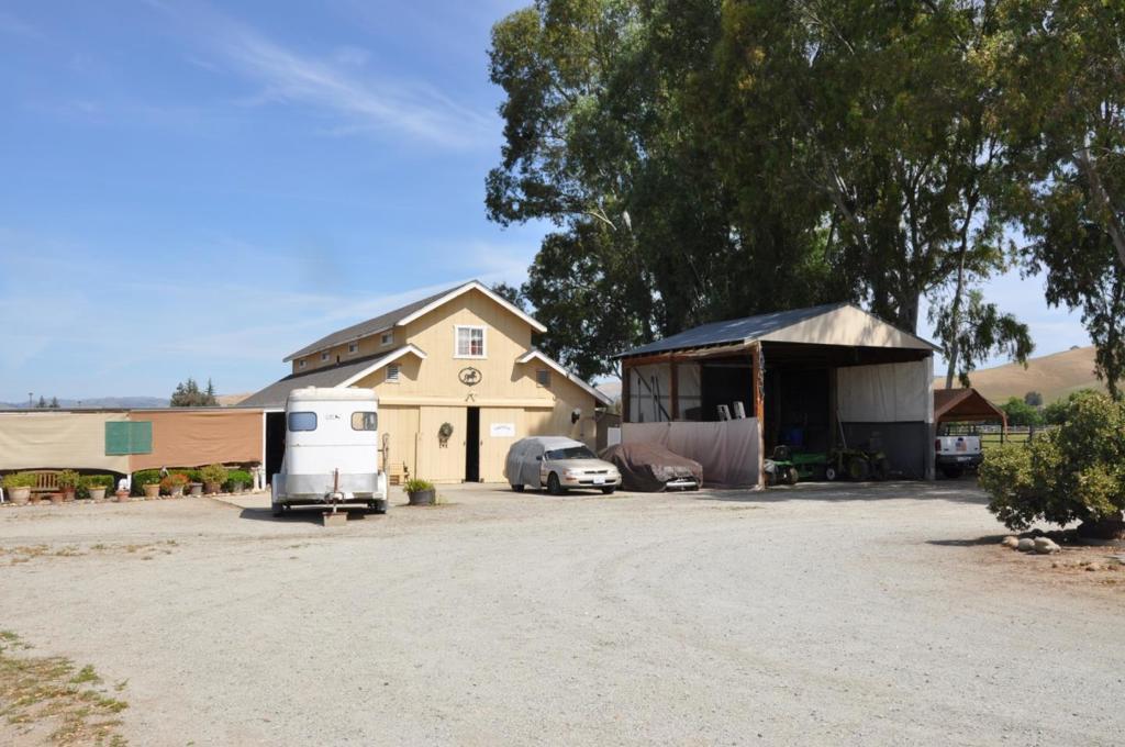 300 Mcmahon Road Property Photo 27