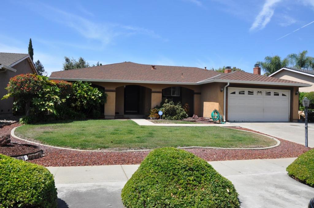 567 Hyde Park Drive Property Photo 1