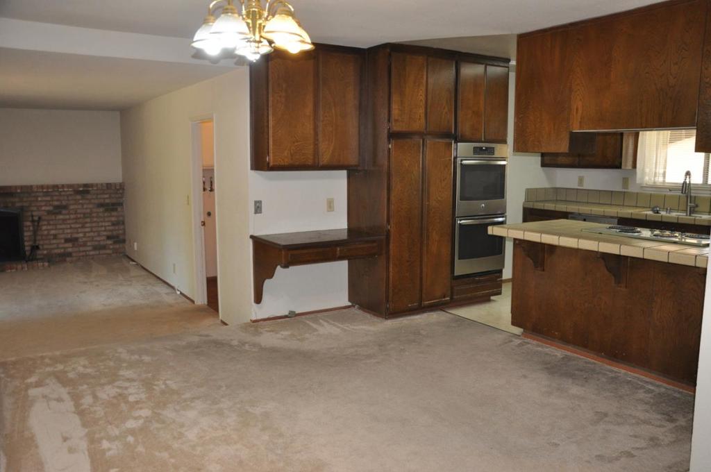 567 Hyde Park Drive Property Photo 3