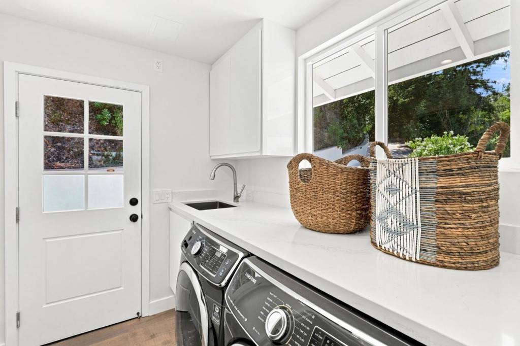 15560 Blossom Hill Road Property Photo 43