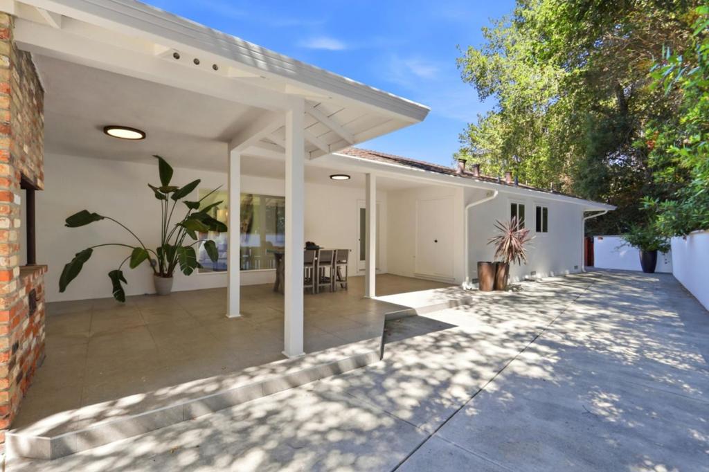 15560 Blossom Hill Road Property Photo 46