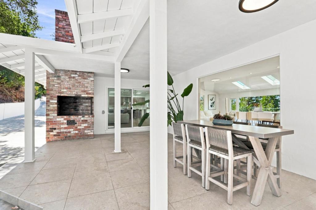 15560 Blossom Hill Road Property Photo 47