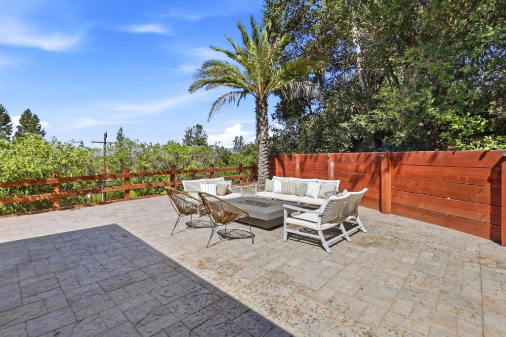 15560 Blossom Hill Road Property Photo 49