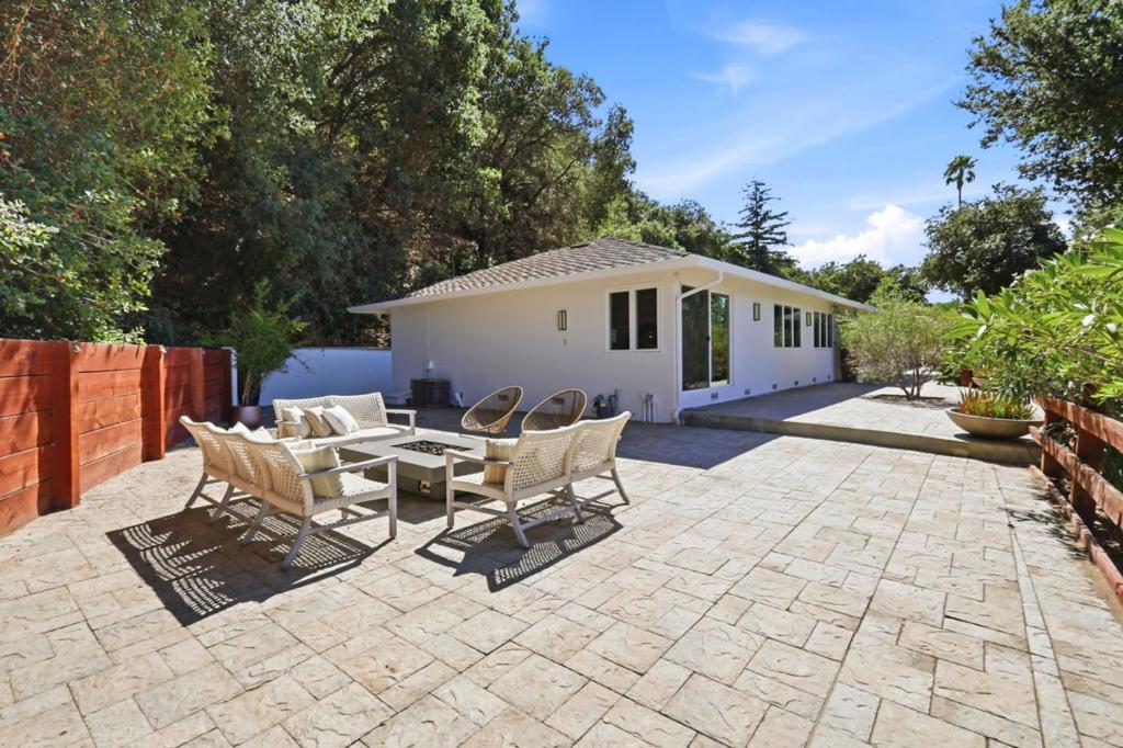 15560 Blossom Hill Road Property Photo 50