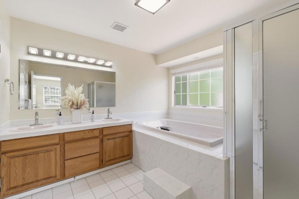 330 Senter Road Property Photo 24