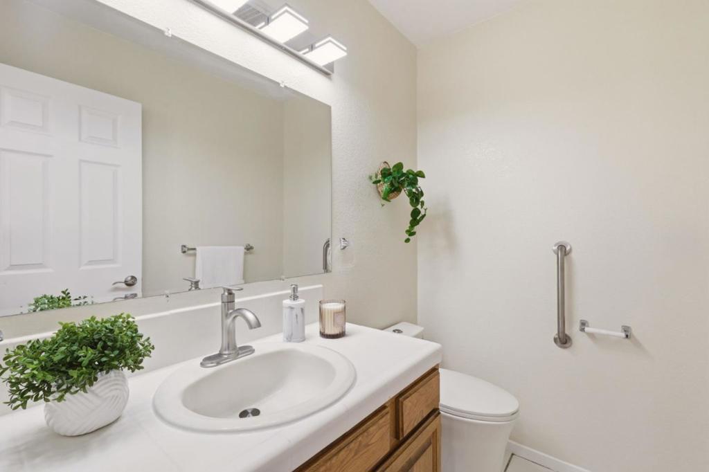 330 Senter Road Property Photo 26