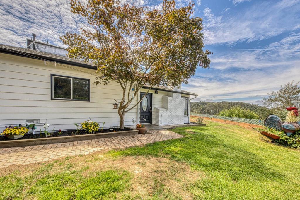 16985 Forrest Lane B Property Photo 2