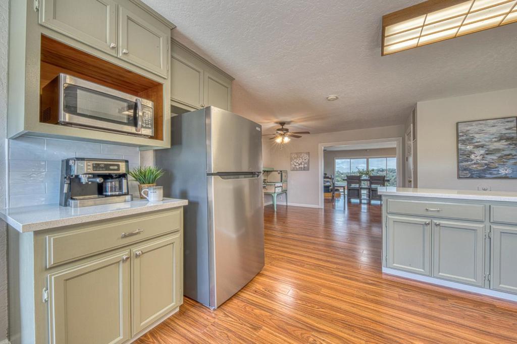 16985 Forrest Lane B Property Photo 8