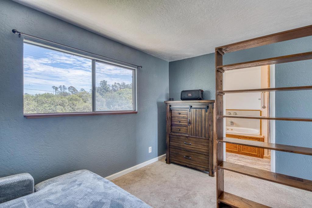 16985 Forrest Lane B Property Photo 25