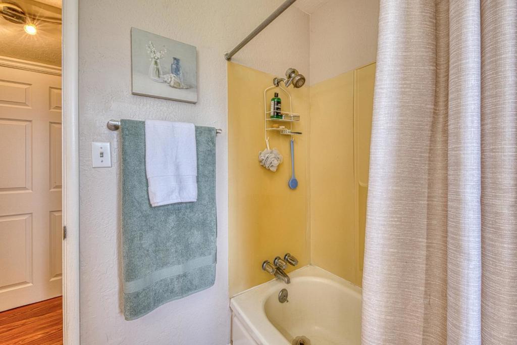 16985 Forrest Lane B Property Photo 31