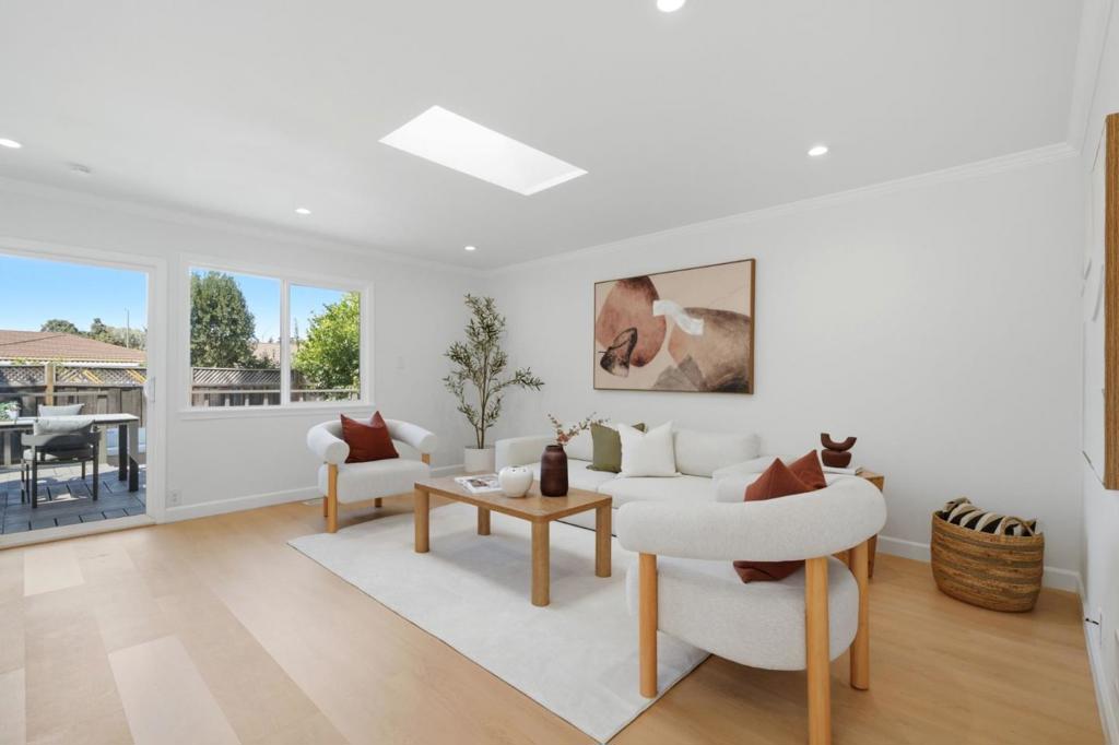 1593 Stubbins Way Property Photo 10
