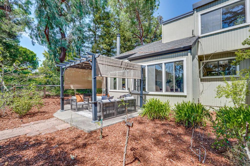 916 Rosette Terrace Property Photo 11