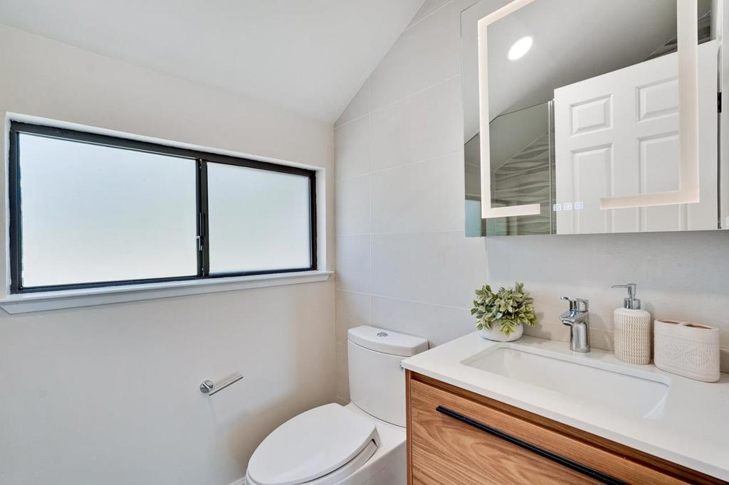 916 Rosette Terrace Property Photo 47