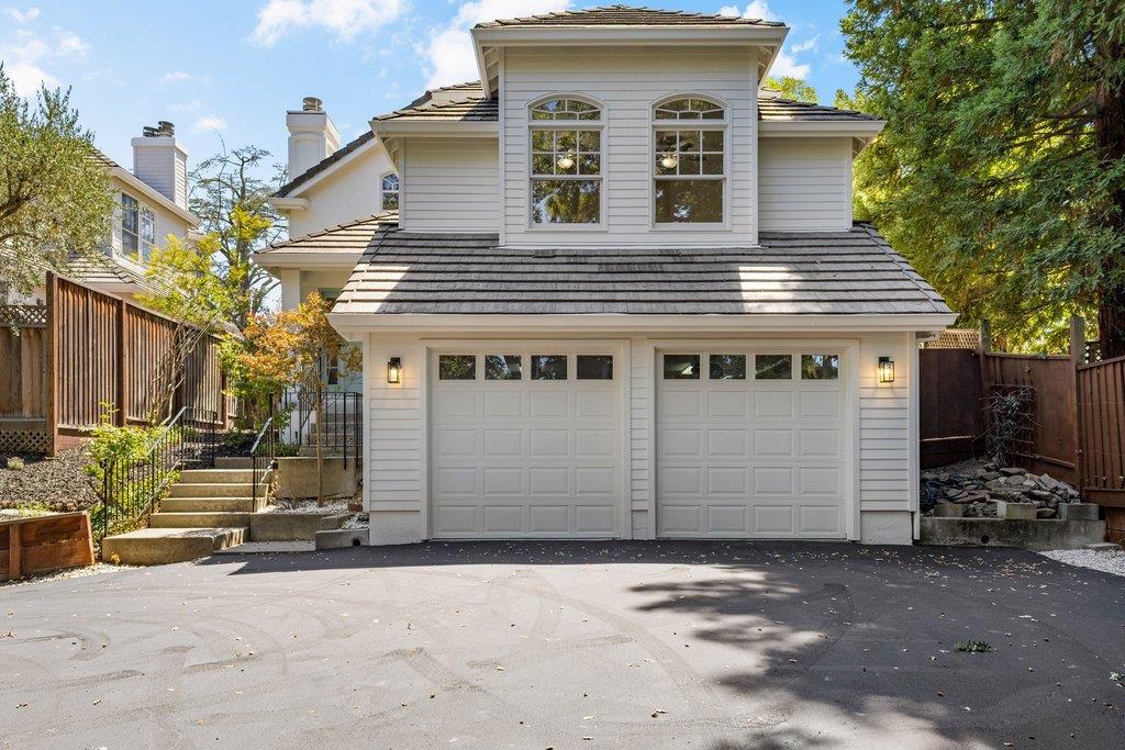 11725 Winding Way Property Photo 1