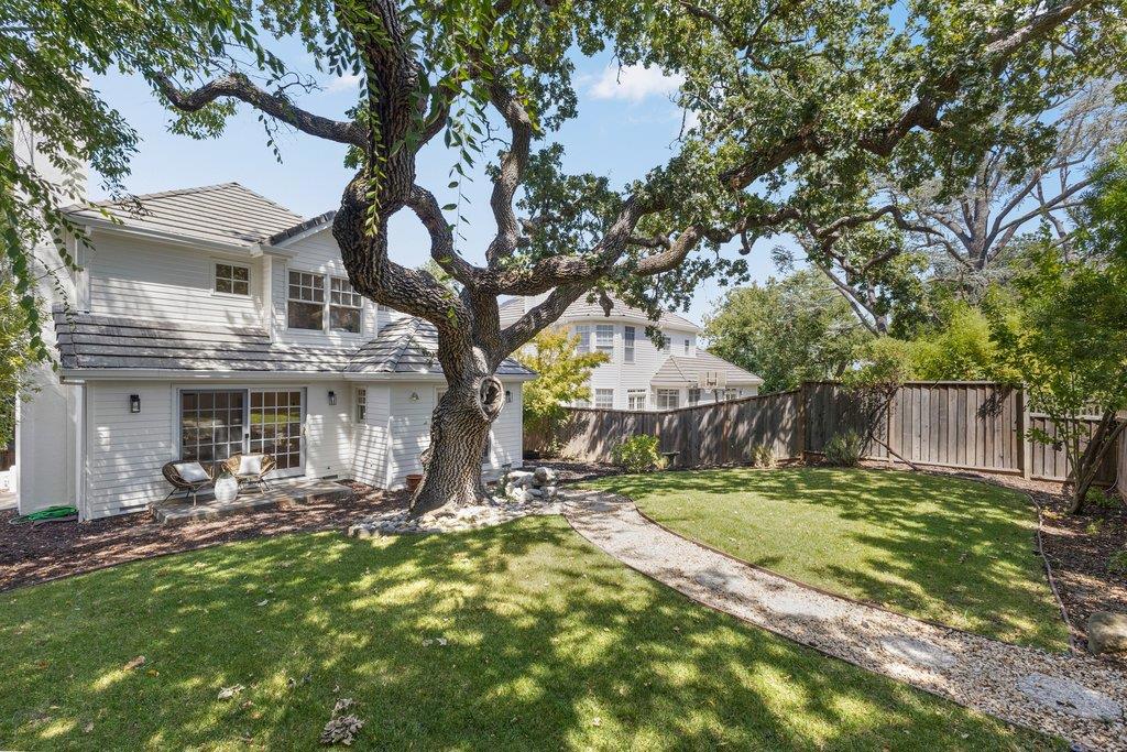 11725 Winding Way Property Photo 35