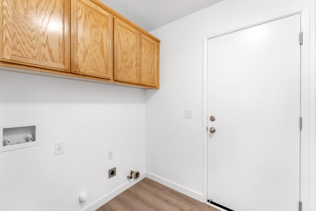 1542 Venice Circle Property Photo 17
