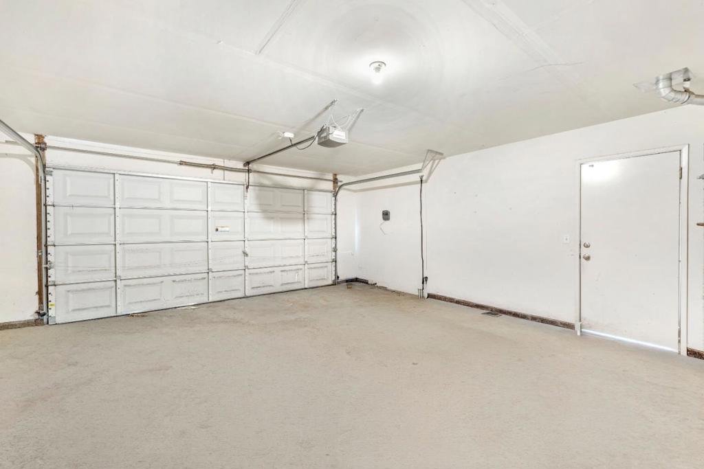 1542 Venice Circle Property Photo 29