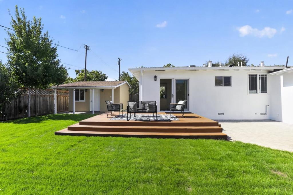 927 Bard Street Property Photo 25