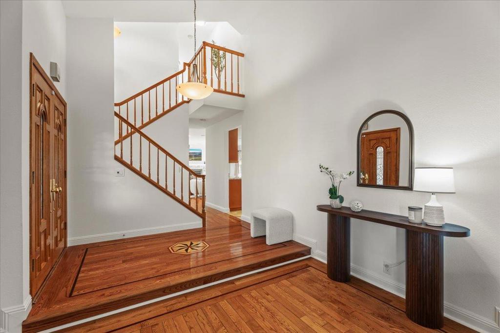 6519 Skyfarm Drive Property Photo 12