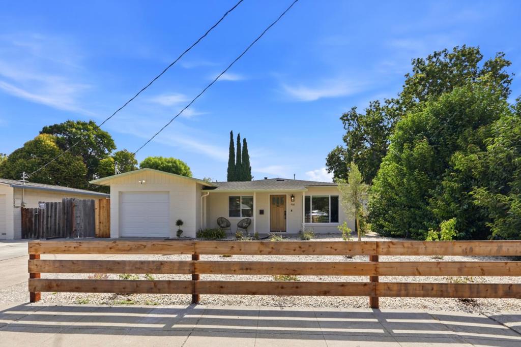 568 Madrone Avenue Property Photo 1