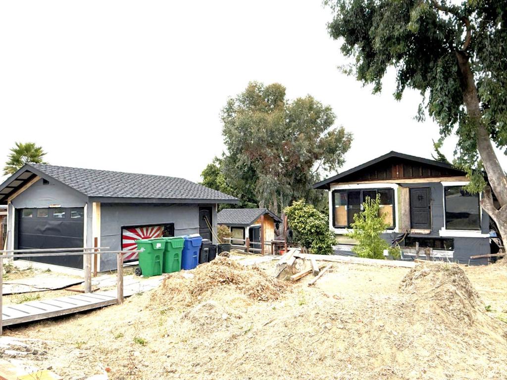 87 Lawrence Avenue Property Photo 1