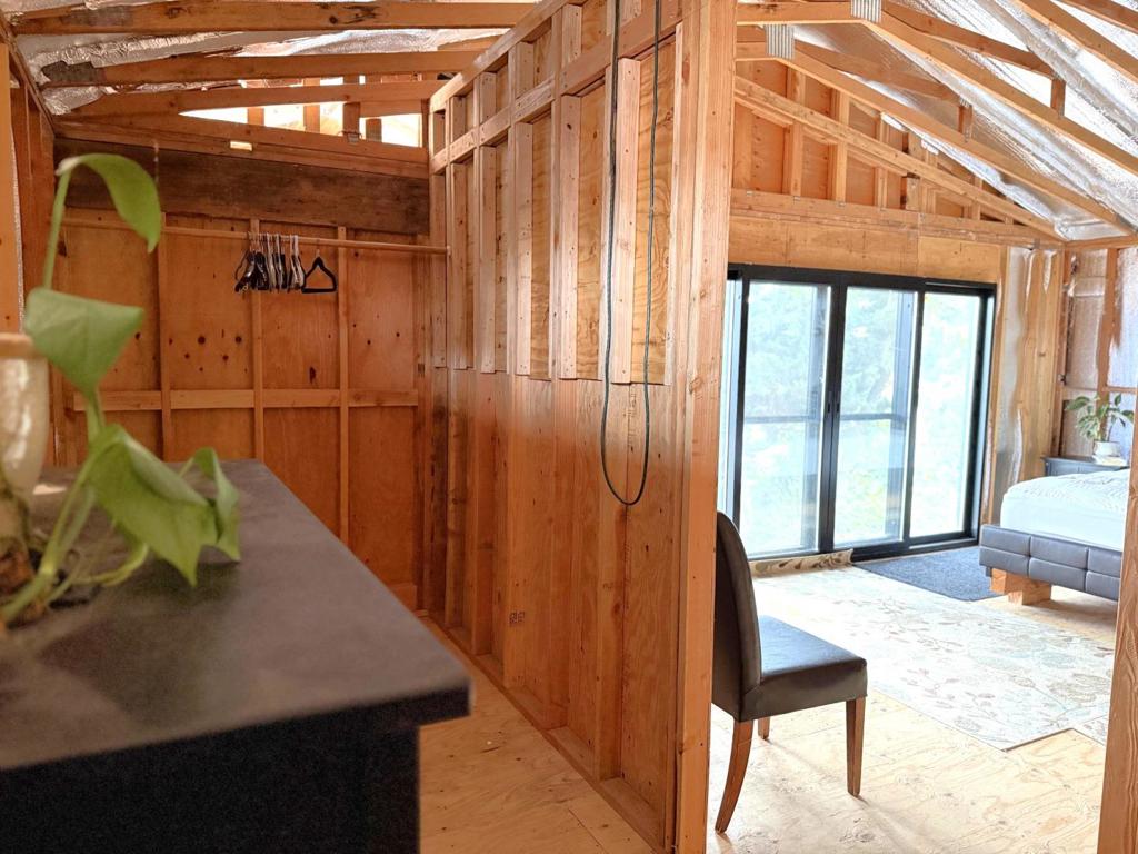 87 Lawrence Avenue Property Photo 9