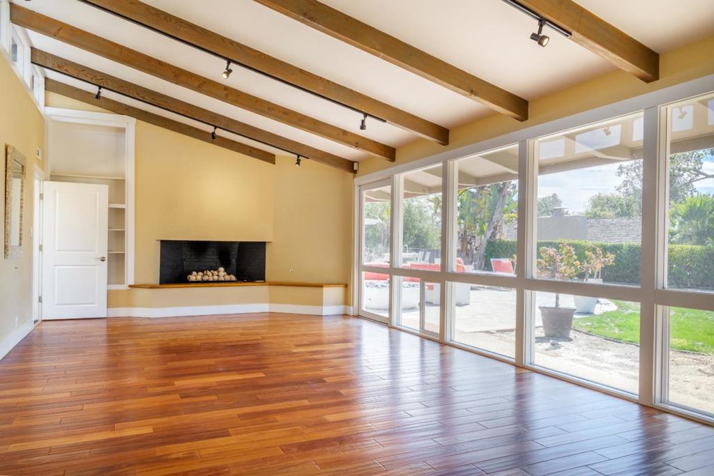 34 Hollins Drive Property Photo 18