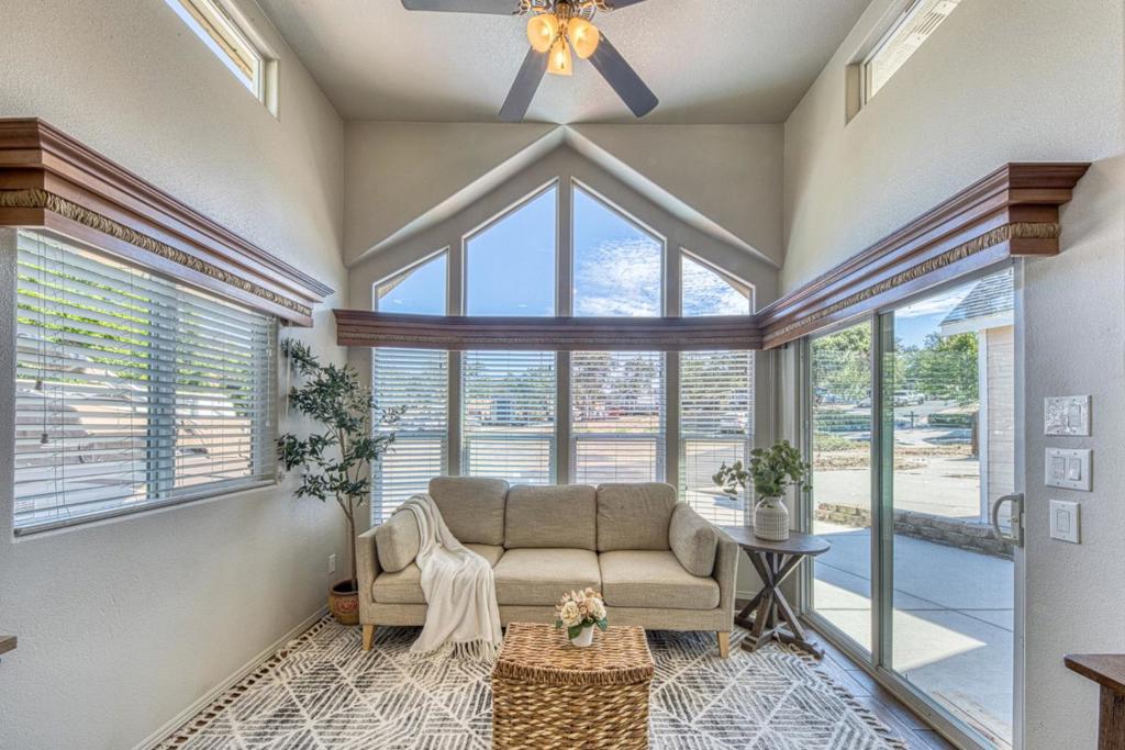 2166 Yellow Feather Circle 104 Property Photo 6