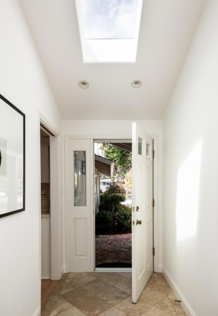 1532 Bedford Avenue Property Photo 4